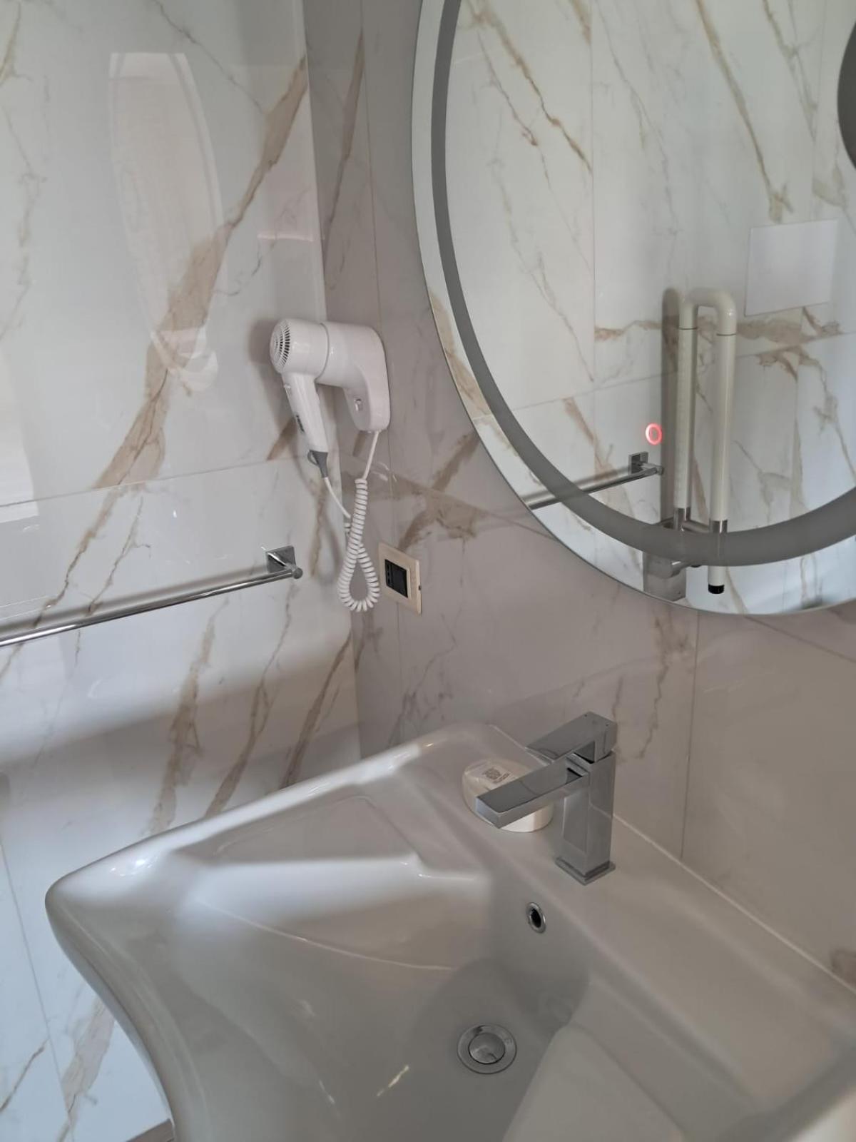 Hotel Palace Gioia Tauro Eksteriør bilde
