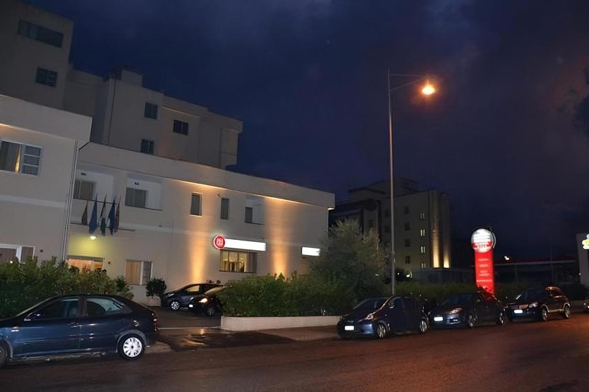 Hotel Palace Gioia Tauro Eksteriør bilde