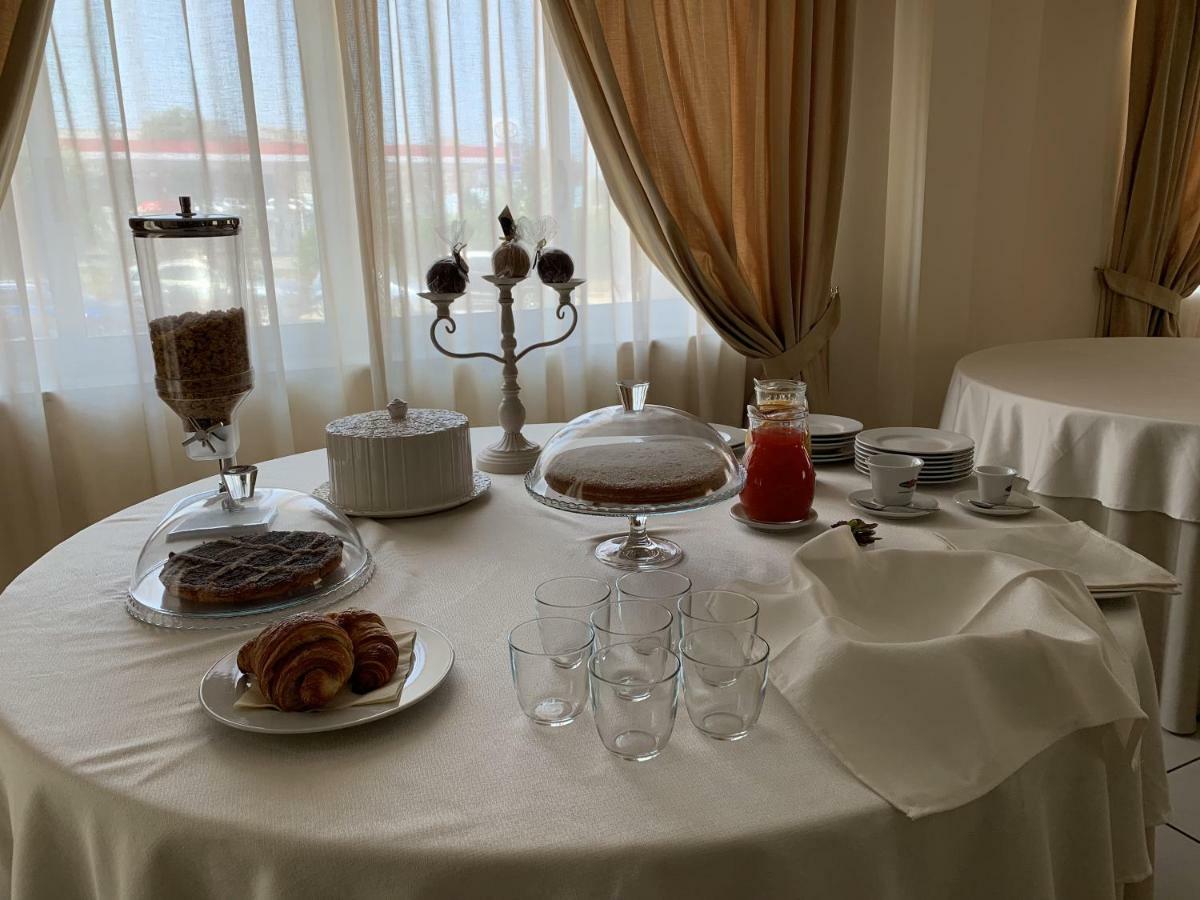 Hotel Palace Gioia Tauro Eksteriør bilde